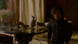 extant_GameOfThrones_4x01-TwoSwords_2612