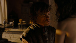 extant_GameOfThrones_4x01-TwoSwords_2627
