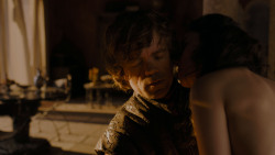 extant_GameOfThrones_4x01-TwoSwords_2636