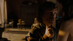 extant_GameOfThrones_4x01-TwoSwords_2650