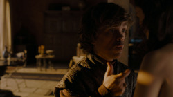 extant_GameOfThrones_4x01-TwoSwords_2652