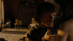 extant_GameOfThrones_4x01-TwoSwords_2653