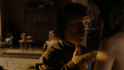 extant_GameOfThrones_4x01-TwoSwords_2657