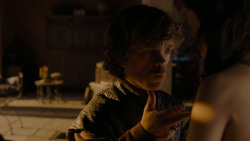 extant_GameOfThrones_4x01-TwoSwords_2658