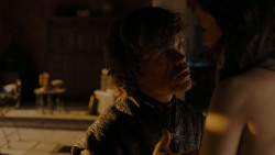 extant_GameOfThrones_4x01-TwoSwords_2660