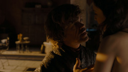 extant_GameOfThrones_4x01-TwoSwords_2661