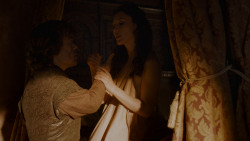 extant_GameOfThrones_4x01-TwoSwords_2663
