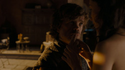 extant_GameOfThrones_4x01-TwoSwords_2668