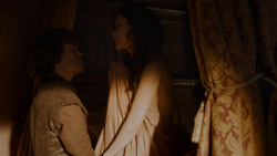 extant_GameOfThrones_4x01-TwoSwords_2682