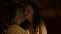 extant_GameOfThrones_4x01-TwoSwords_2690