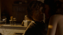 extant_GameOfThrones_4x01-TwoSwords_2691