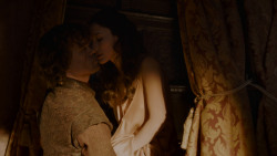 extant_GameOfThrones_4x01-TwoSwords_2697