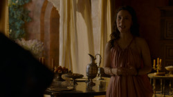 extant_GameOfThrones_4x01-TwoSwords_2758