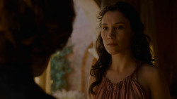 extant_GameOfThrones_4x01-TwoSwords_2774
