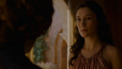 extant_GameOfThrones_4x01-TwoSwords_2776