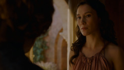 extant_GameOfThrones_4x01-TwoSwords_2777