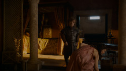 extant_GameOfThrones_4x01-TwoSwords_2779