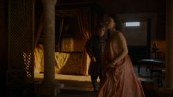 extant_GameOfThrones_4x01-TwoSwords_2782