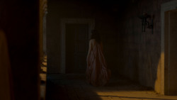 extant_GameOfThrones_4x01-TwoSwords_2789