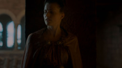 extant_GameOfThrones_4x01-TwoSwords_2793