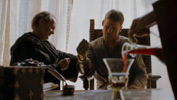 extant_GameOfThrones_4x01-TwoSwords_2828