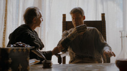 extant_GameOfThrones_4x01-TwoSwords_2857