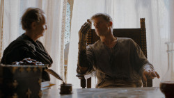 extant_GameOfThrones_4x01-TwoSwords_2869
