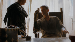 extant_GameOfThrones_4x01-TwoSwords_2870