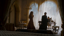 extant_GameOfThrones_4x01-TwoSwords_2876