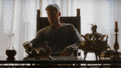 extant_GameOfThrones_4x01-TwoSwords_2880