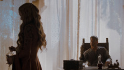 extant_GameOfThrones_4x01-TwoSwords_2926