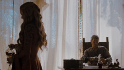 extant_GameOfThrones_4x01-TwoSwords_2929