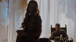 extant_GameOfThrones_4x01-TwoSwords_2942