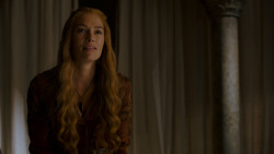 extant_GameOfThrones_4x01-TwoSwords_2953