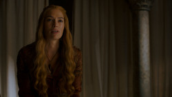 extant_GameOfThrones_4x01-TwoSwords_2954
