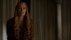 extant_GameOfThrones_4x01-TwoSwords_2957
