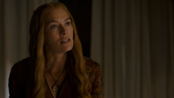 extant_GameOfThrones_4x01-TwoSwords_2977