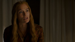 extant_GameOfThrones_4x01-TwoSwords_2995