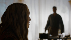 extant_GameOfThrones_4x01-TwoSwords_3004