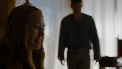 extant_GameOfThrones_4x01-TwoSwords_3015