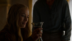 extant_GameOfThrones_4x01-TwoSwords_3022