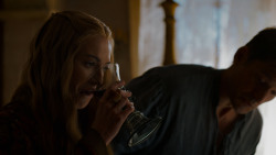 extant_GameOfThrones_4x01-TwoSwords_3025