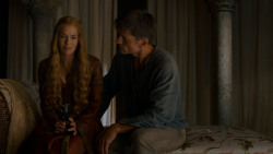 extant_GameOfThrones_4x01-TwoSwords_3037
