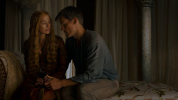extant_GameOfThrones_4x01-TwoSwords_3049