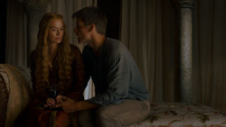 extant_GameOfThrones_4x01-TwoSwords_3053