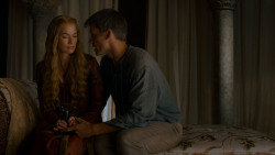 extant_GameOfThrones_4x01-TwoSwords_3054