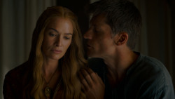 extant_GameOfThrones_4x01-TwoSwords_3062