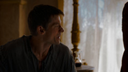 extant_GameOfThrones_4x01-TwoSwords_3072