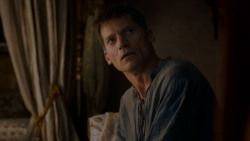 extant_GameOfThrones_4x01-TwoSwords_3087