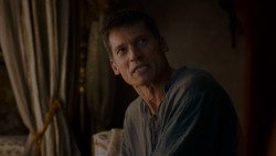 extant_GameOfThrones_4x01-TwoSwords_3103